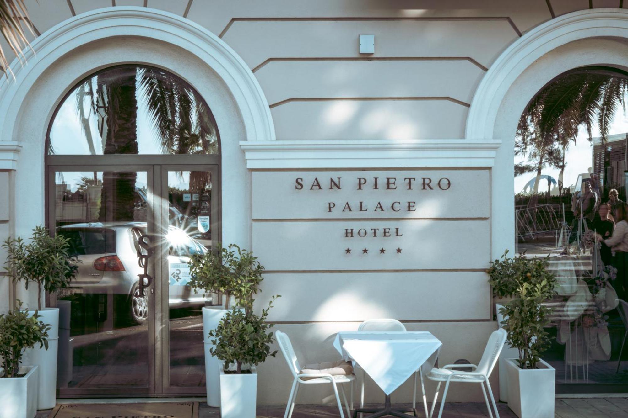 Hotel San Pietro Palace فينالي ليغوري المظهر الخارجي الصورة