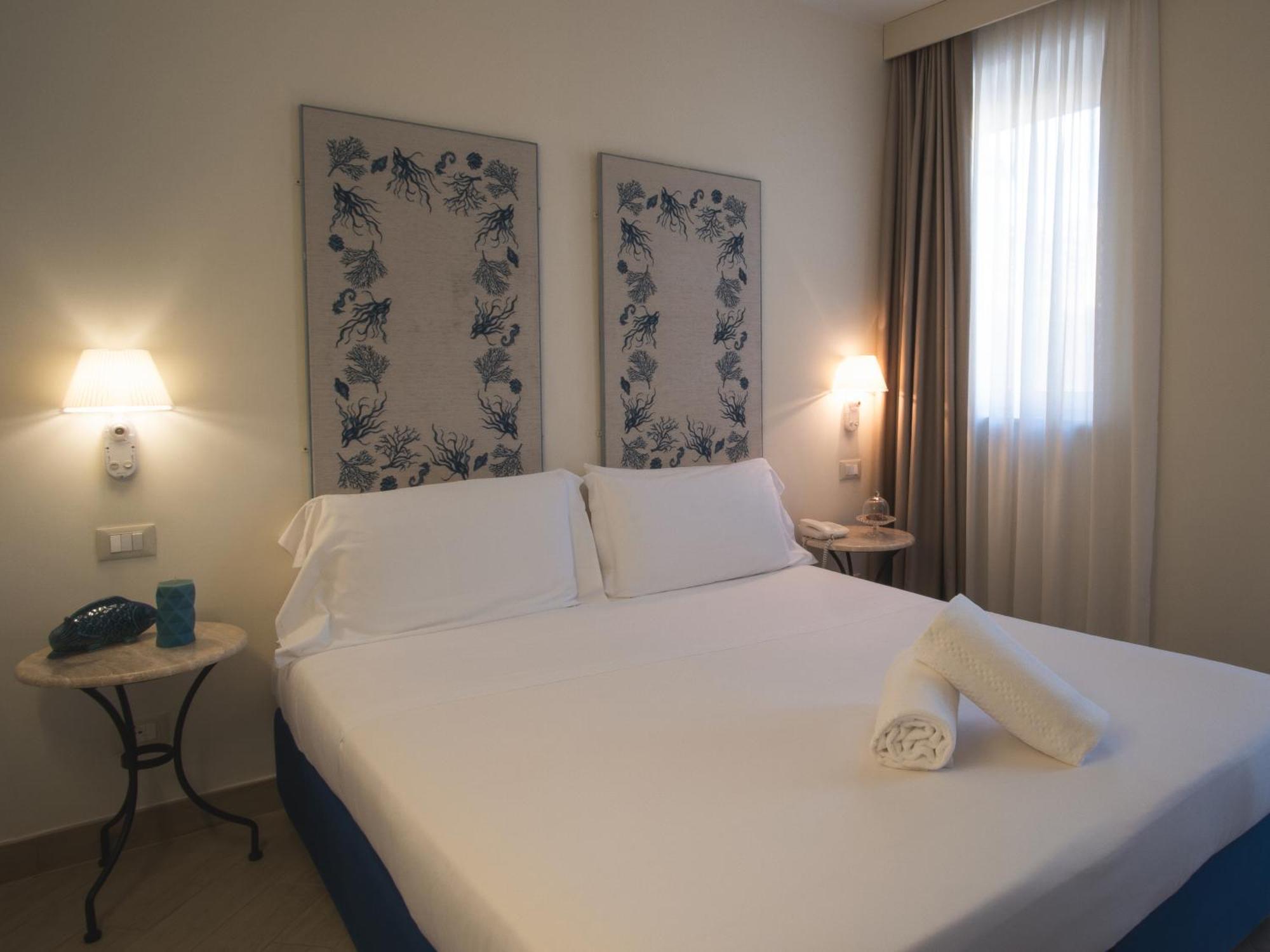 Hotel San Pietro Palace فينالي ليغوري المظهر الخارجي الصورة