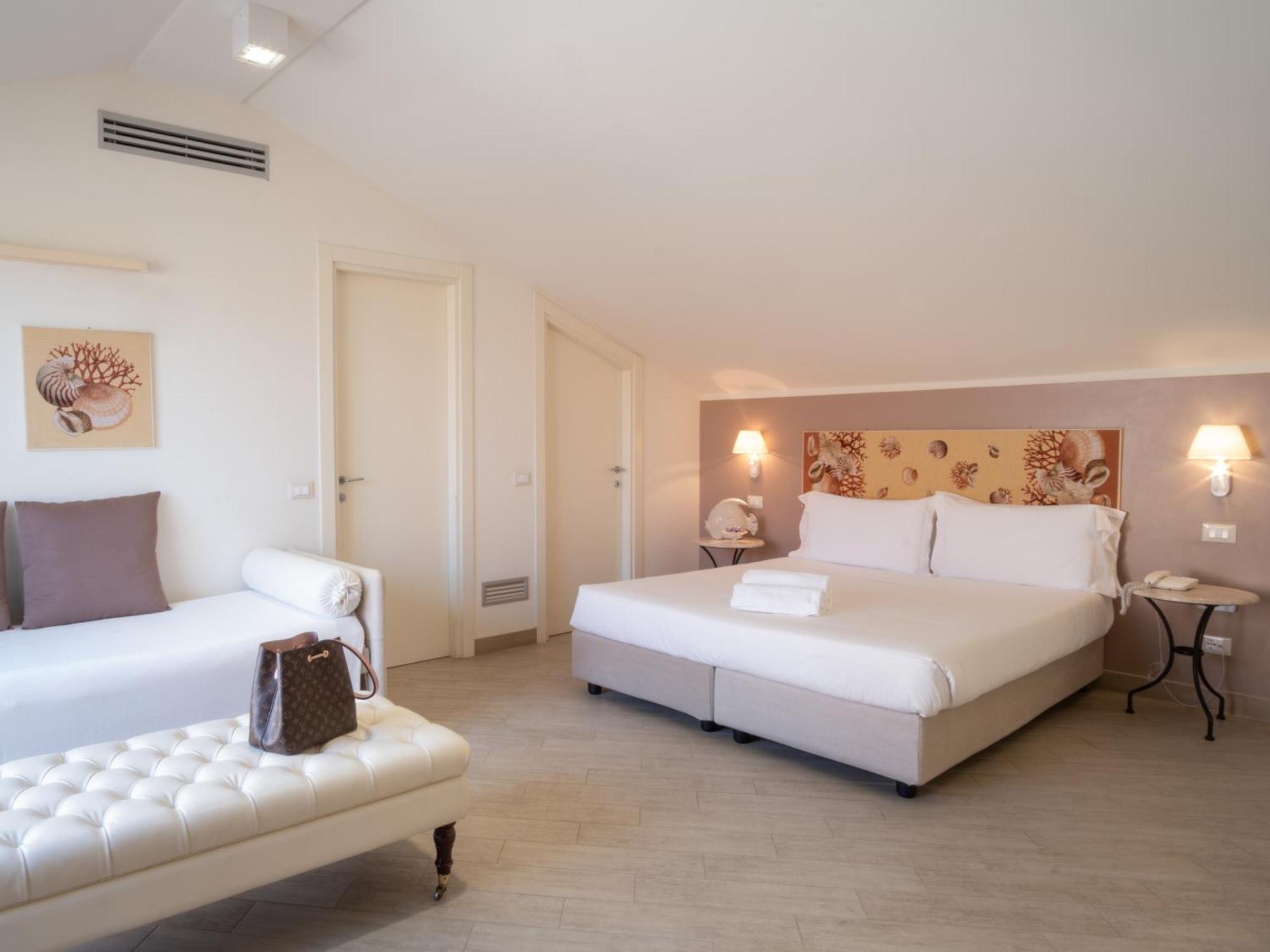 Hotel San Pietro Palace فينالي ليغوري المظهر الخارجي الصورة