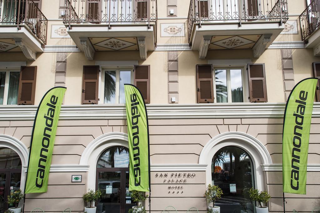 Hotel San Pietro Palace فينالي ليغوري المظهر الخارجي الصورة